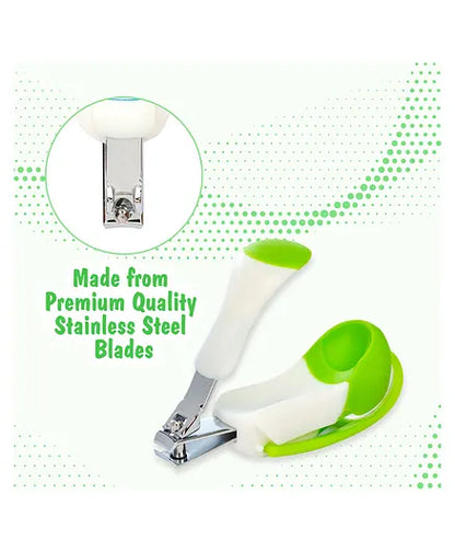 Mee Mee Gentle Nail Clipper With Magnifier - White & Green