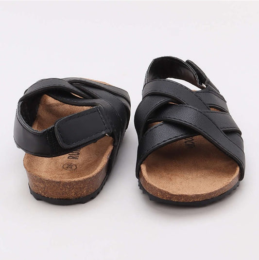 HopscotchBoys Black Solid Sandals